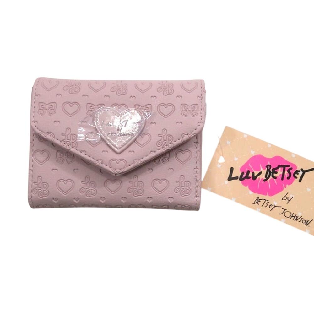 NWT Betsey Johnson blush pink bifold wallet engraved barbiecore preppy